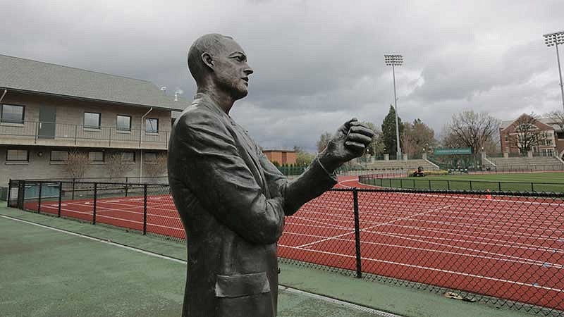 Bill Bowerman statue Bill Bowerman statue
